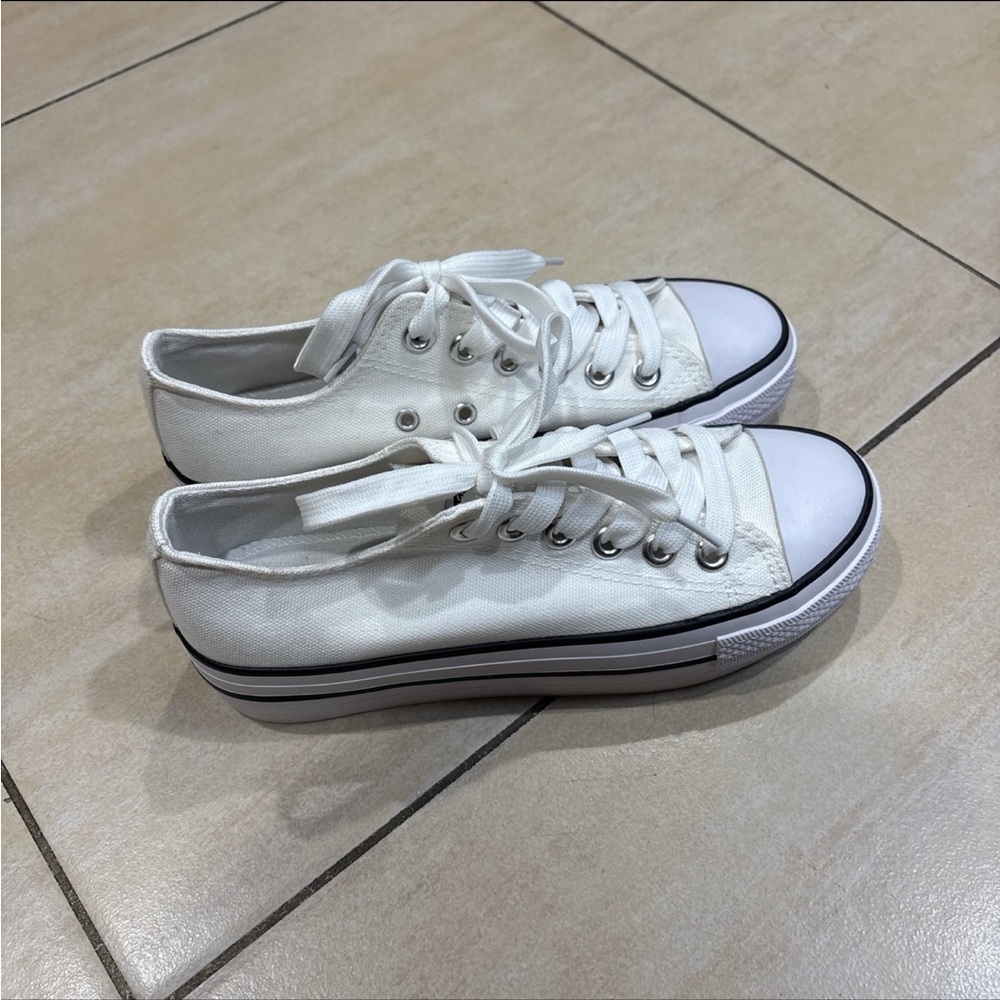 Jenn Ardor White Platform Sneakers